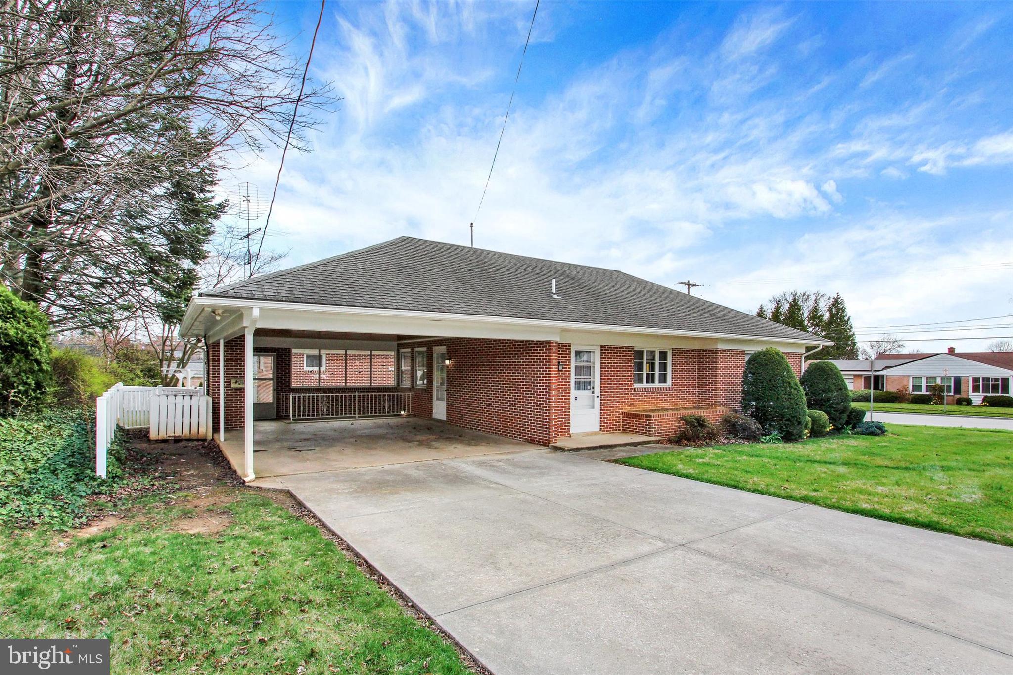 241 Charles Street Hanover, PA 17331 - Photo 33 of 40