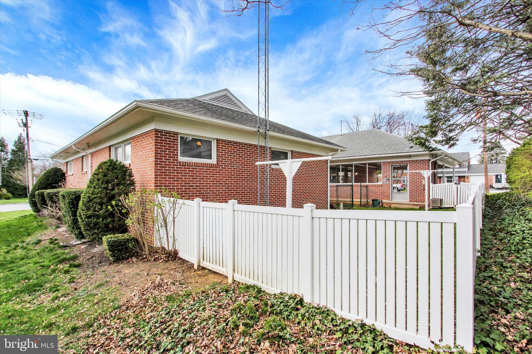 241 Charles Street Hanover, PA 17331 - Photo 34 of 40