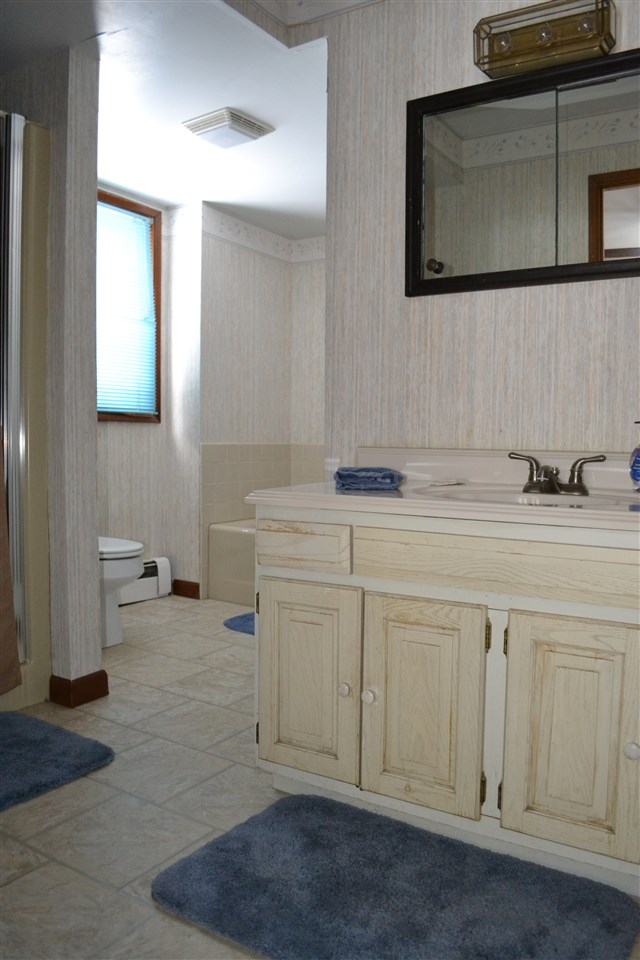 296 Willard Road Quechee, VT 05059 - Photo 11 of 23 Gallery Image 11