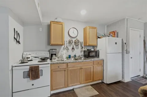 $825,000 | 5401 East 27th Terrace, Kansas City, MO 64128
