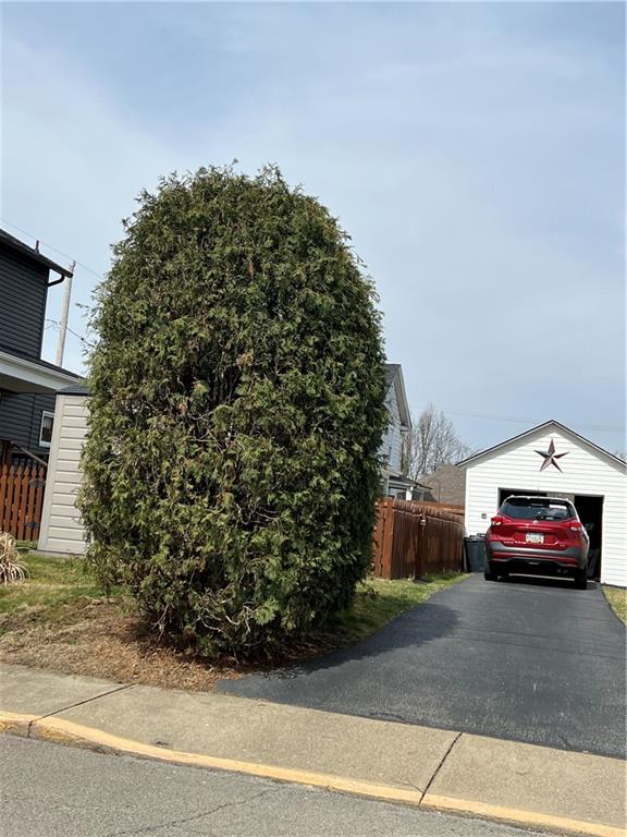 452 Webster Street Rochester, PA 15074 - Photo 2 of 34