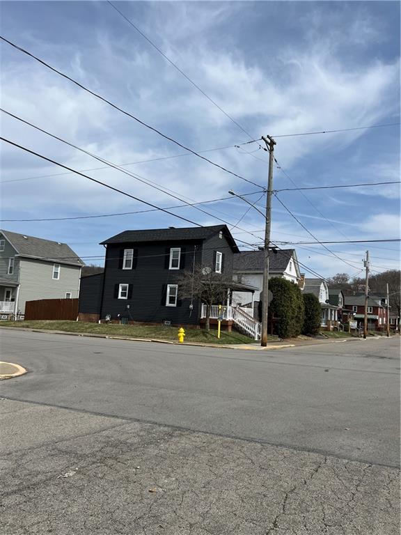 452 Webster Street Rochester, PA 15074 - Photo 5 of 34