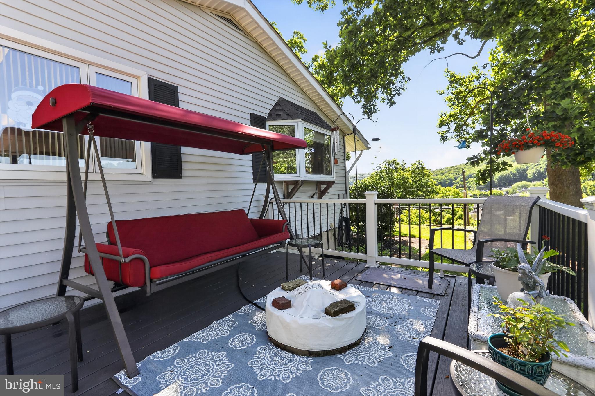 740 Public Road Bethlehem, PA 18015 - Photo 5 of 40
