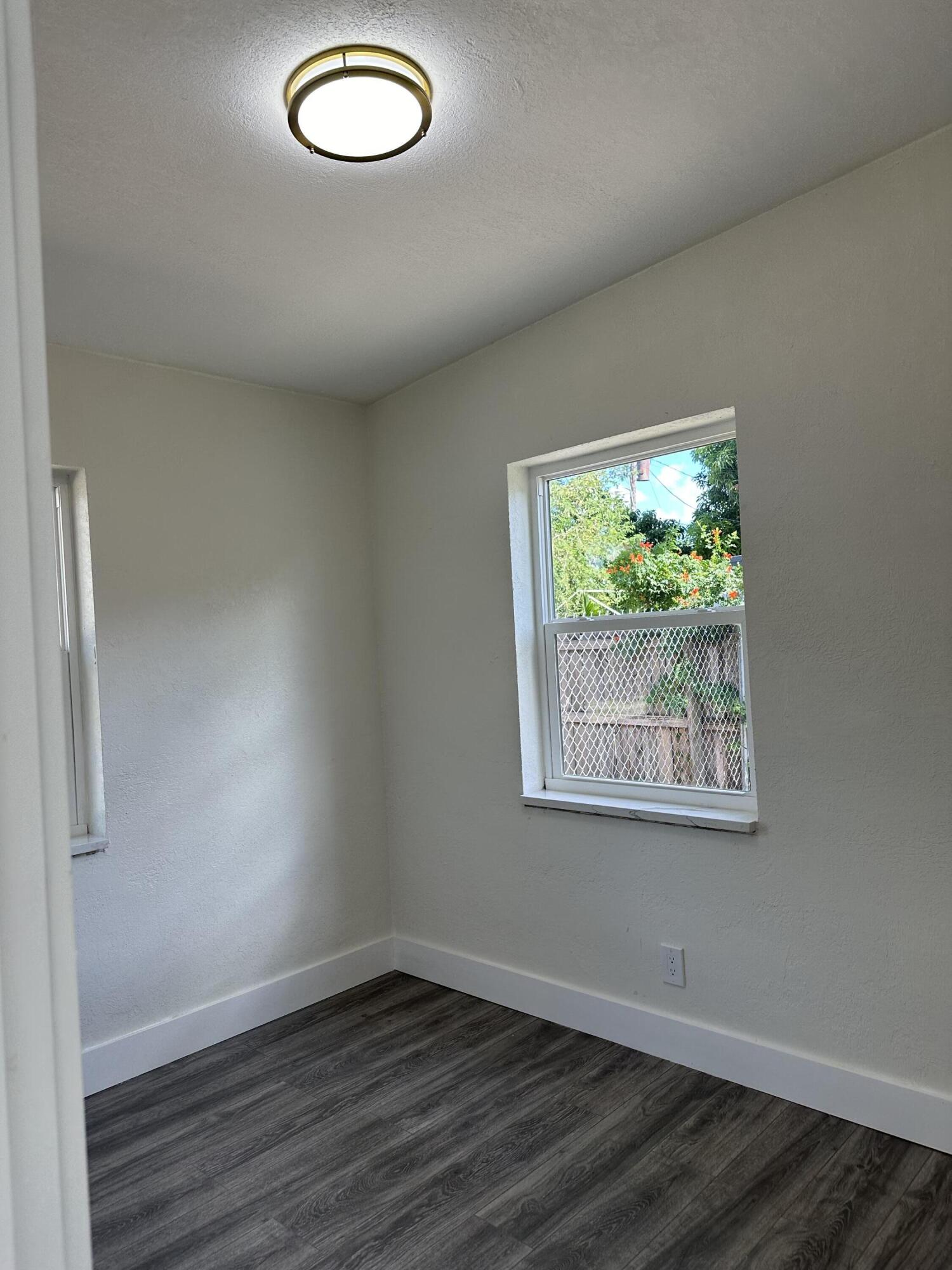 551 Oleander Road Lantana, FL 33462 - Photo 19 of 40 IMG_0217