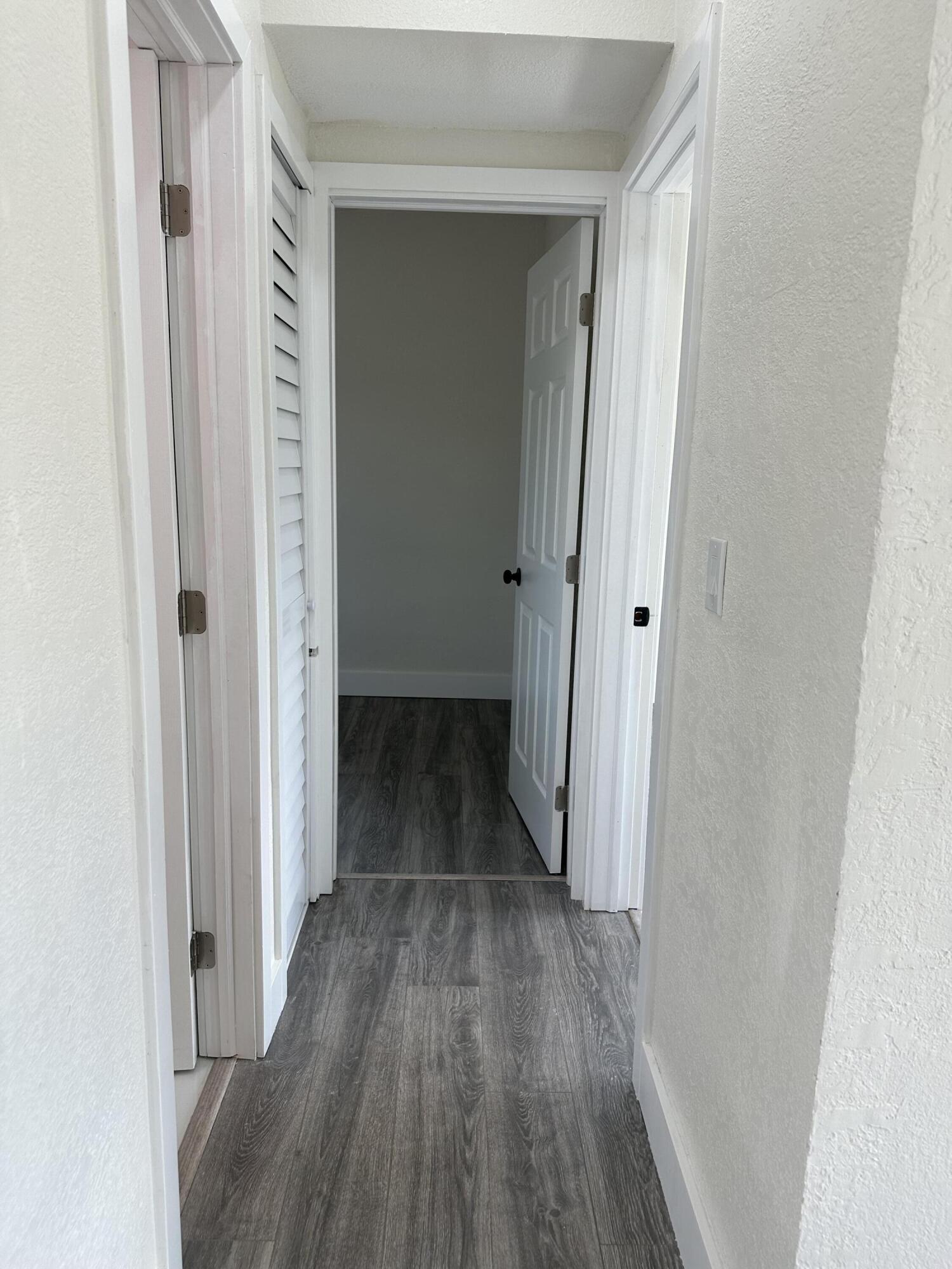 551 Oleander Road Lantana, FL 33462 - Photo 32 of 40 IMG_0241 (1)