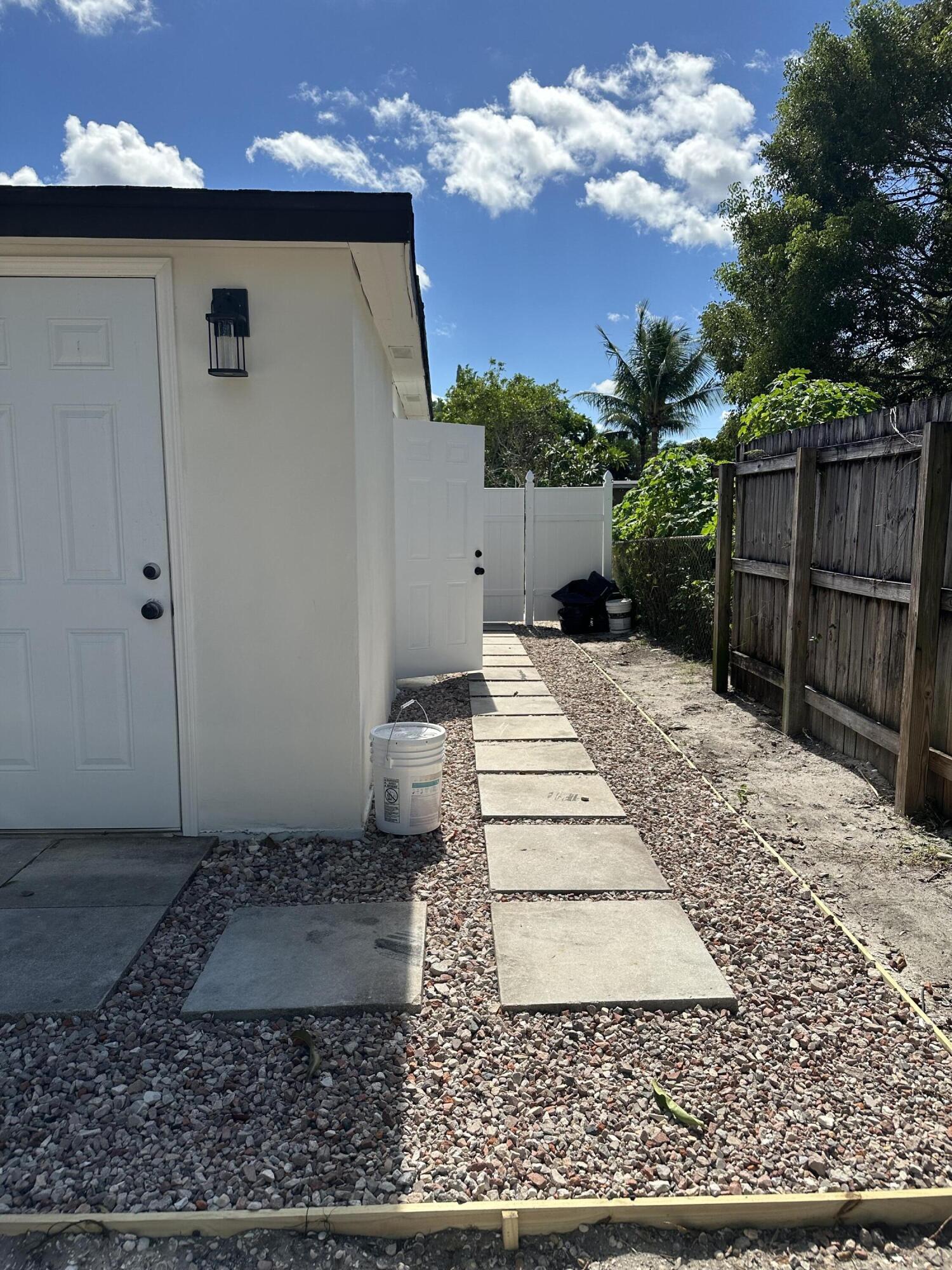 551 Oleander Road Lantana, FL 33462 - Photo 39 of 40 IMG_0231