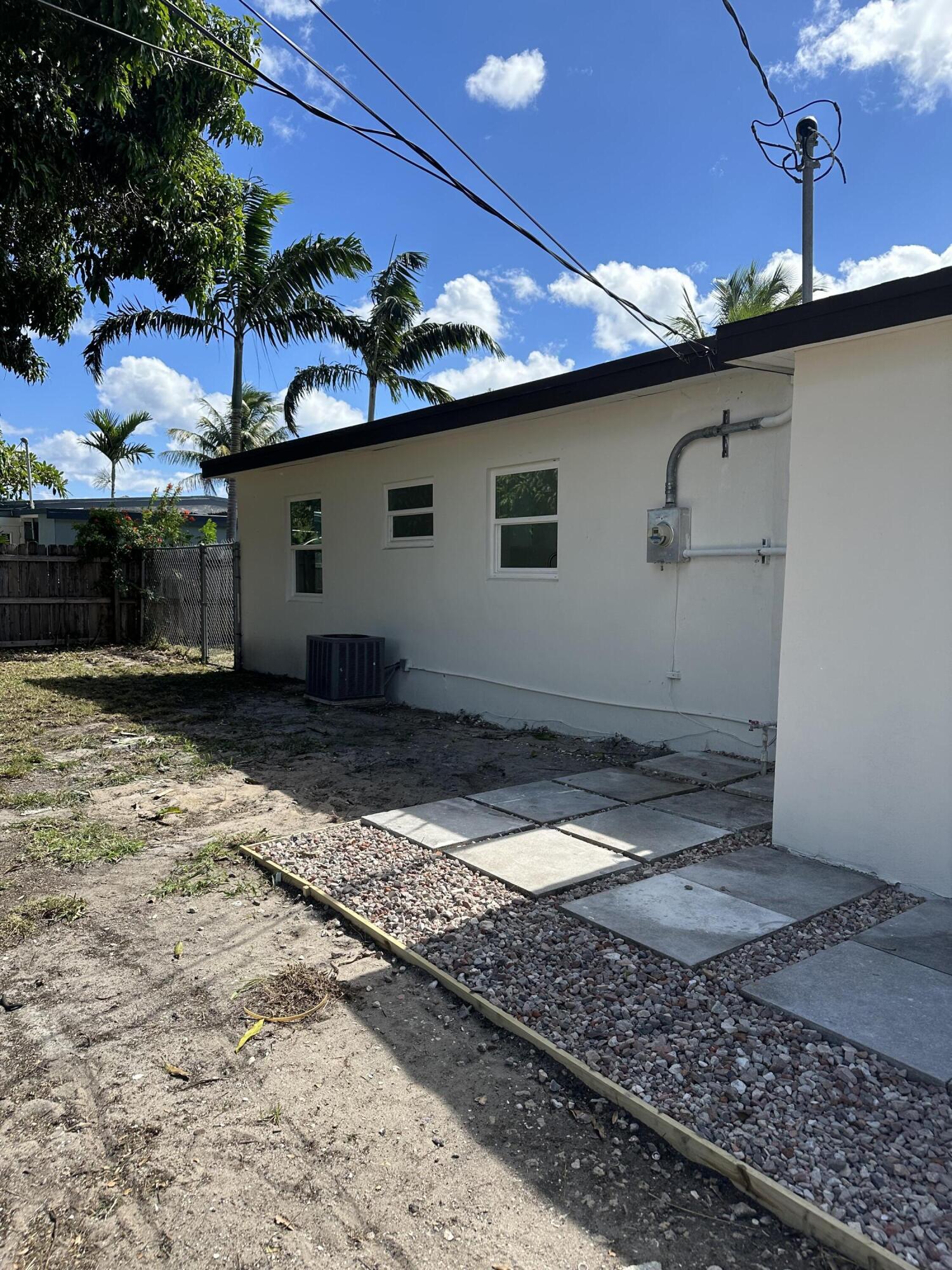 551 Oleander Road Lantana, FL 33462 - Photo 40 of 40 IMG_0229