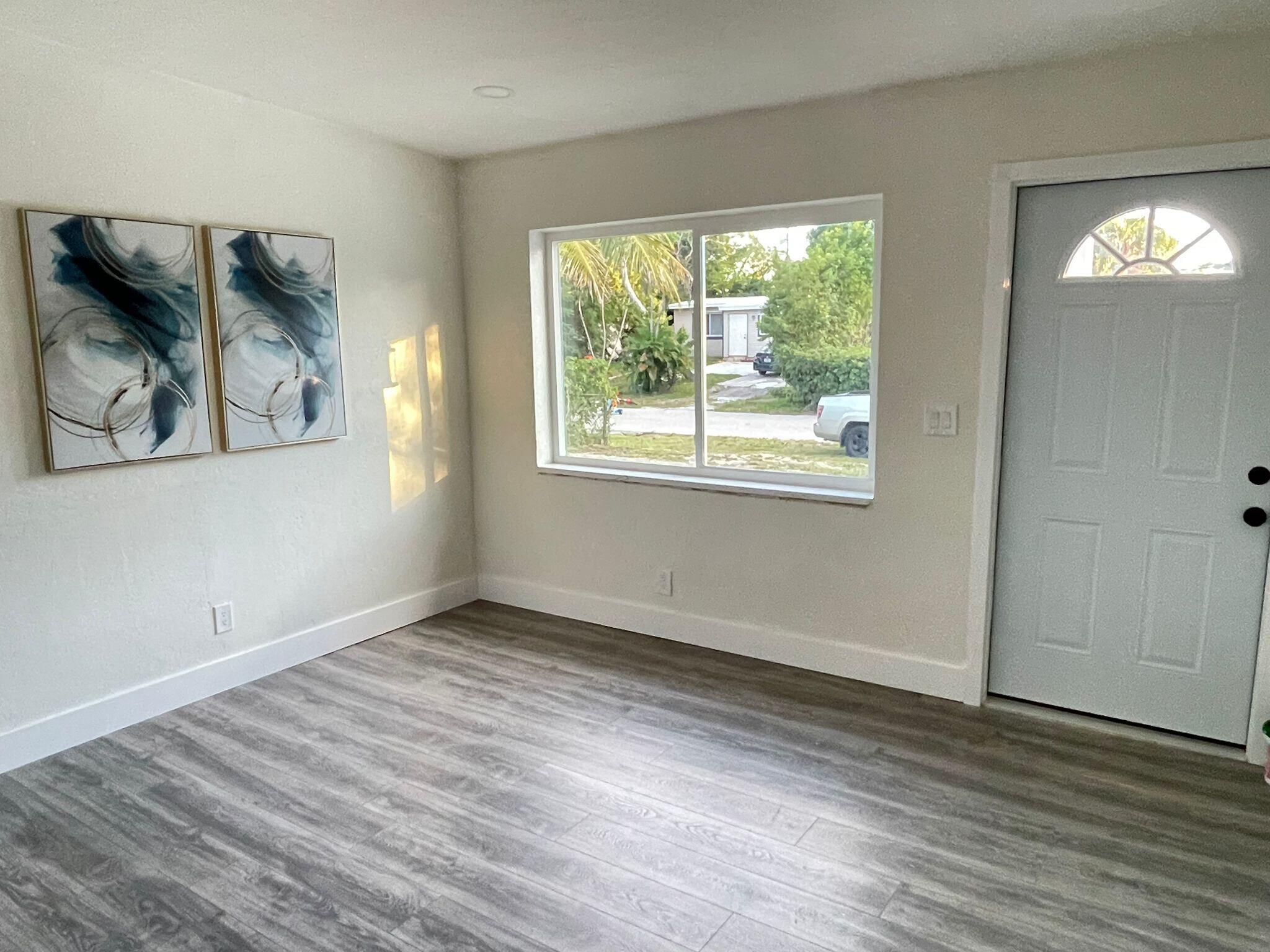 551 Oleander Road Lantana, FL 33462 - Photo 10 of 40 03cd465a-a29f-4495-beb2-f270f617da36