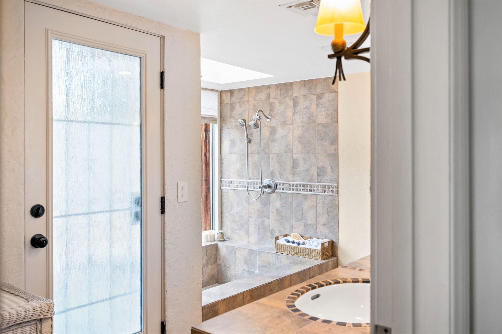 71888 Vista Del Rio Rancho Mirage, CA 92270 - Photo 13 of 36 a bathroom with a tub and shower