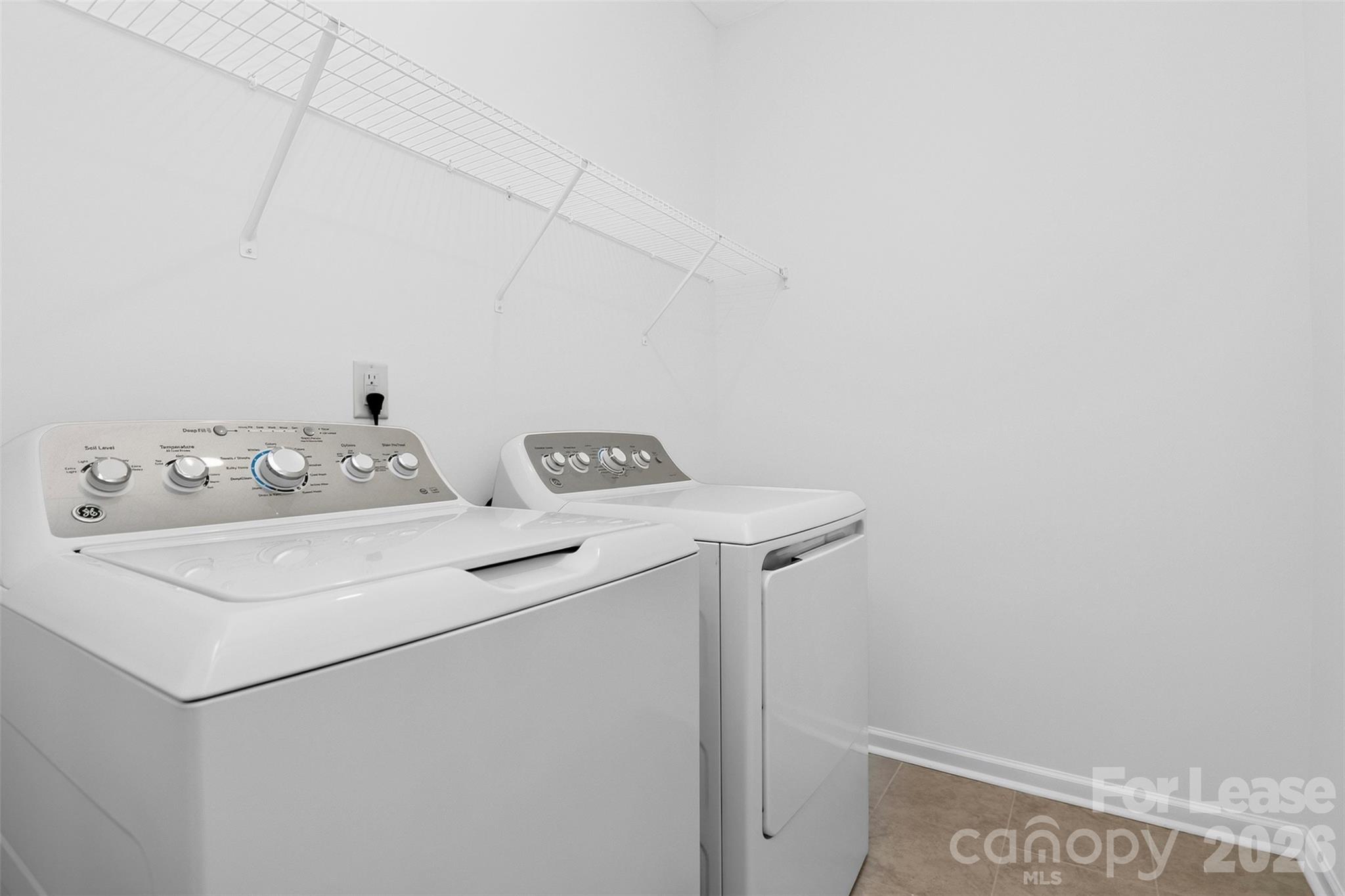 11225 Lochmere Road Charlotte, NC 28278 - Photo 36 of 44 Gallery Image 36