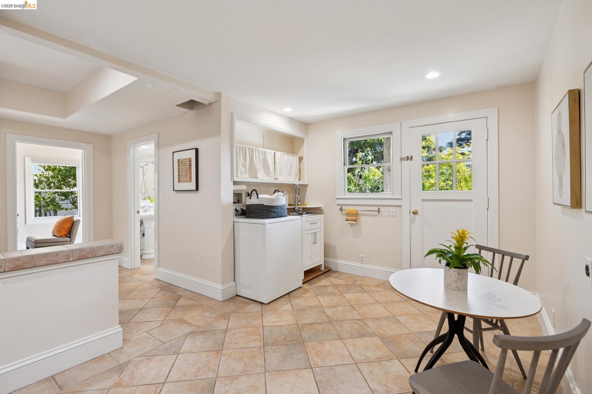 664 Vincente Avenue Berkeley, CA 94707 - Photo 38 of 54