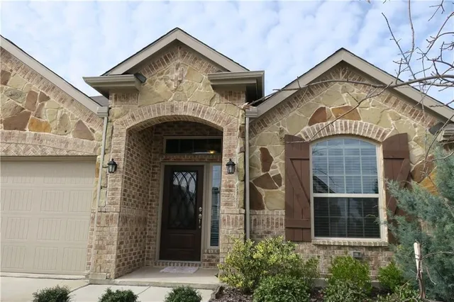 $2,525 | 4700 Woodard Lane, Frisco, TX 75036