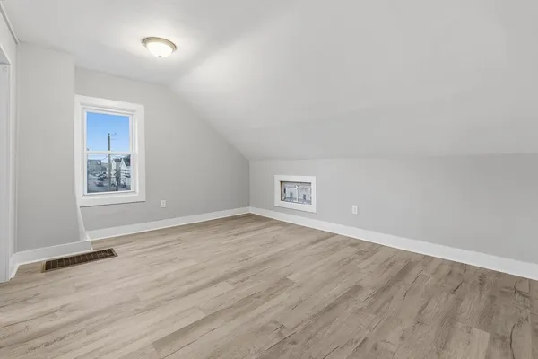 $2,100 | 255 Rodman Street, Unit 4, Fall River, MA 02721