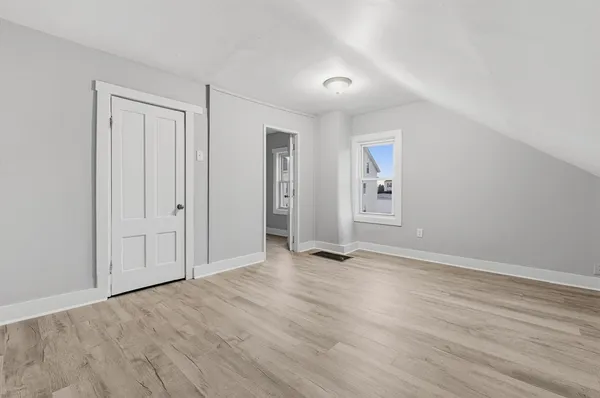 $2,100 | 255 Rodman Street, Unit 4, Fall River, MA 02721