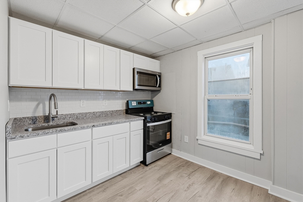 255 Rodman Street, Unit 4 Fall River, MA 02721 - Photo 2 of 14