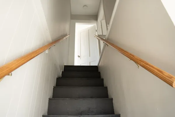 $2,100 | 255 Rodman Street, Unit 4, Fall River, MA 02721