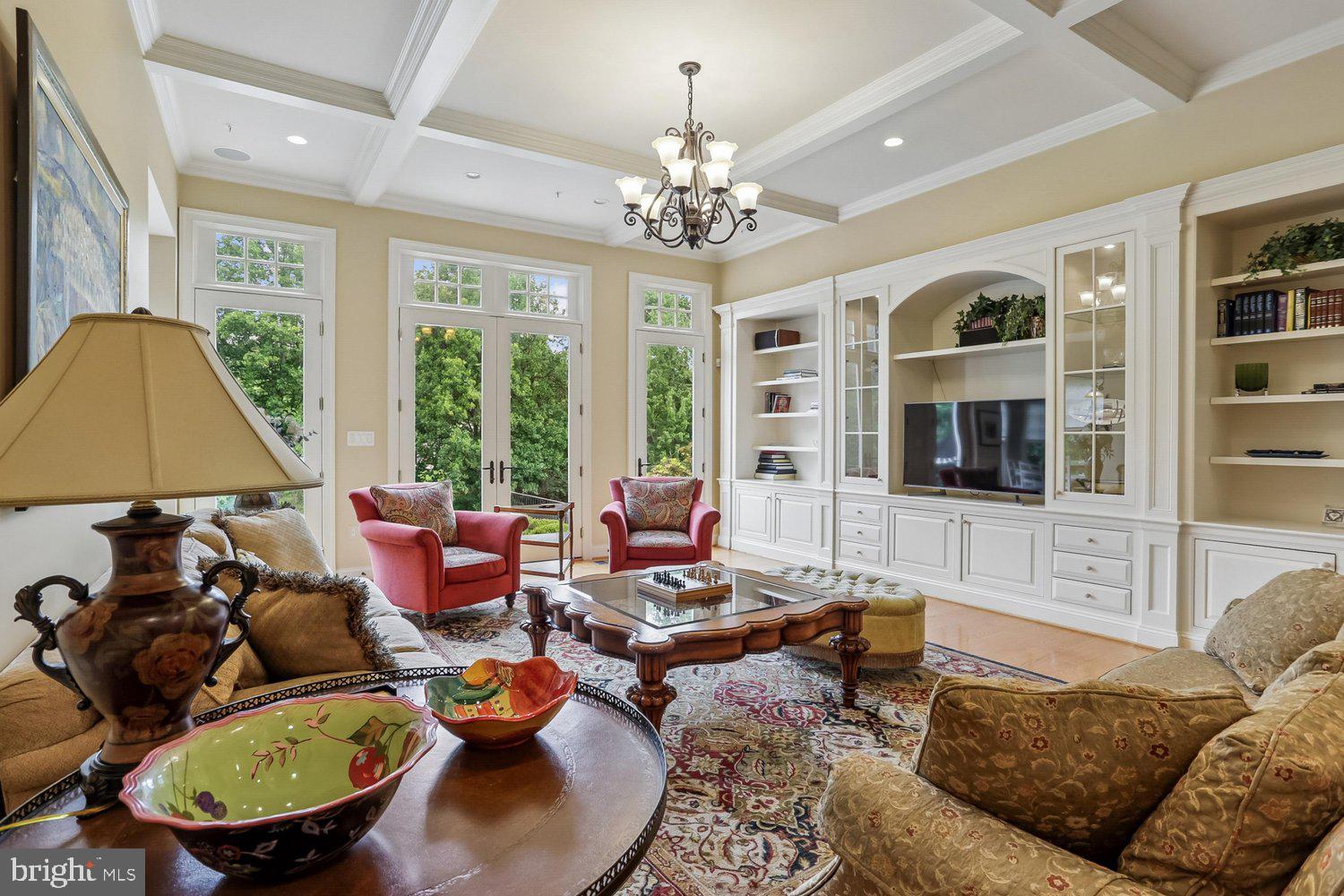 11736 Gainsborough Road Potomac, MD 20854 - Photo 28 of 100 Family Room