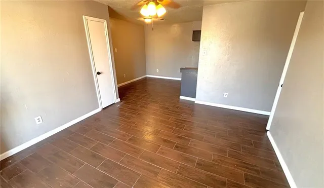 $1,200 | 1225 Truxton Street, Unit 26, Gretna, LA 70053