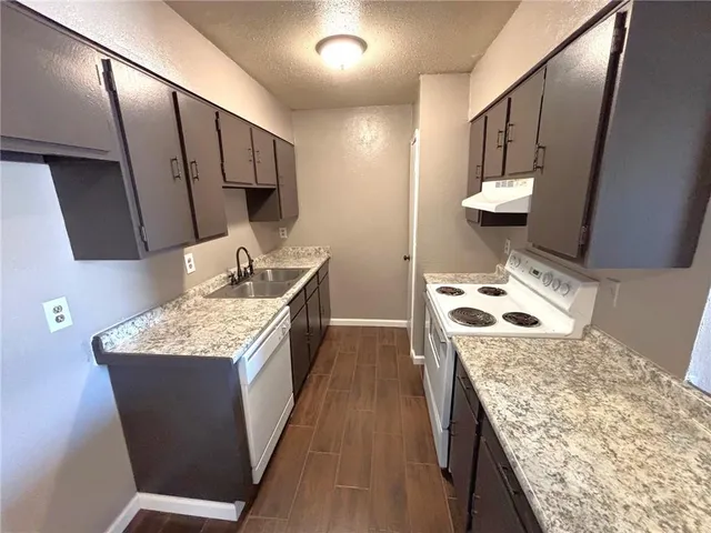 $1,200 | 1225 Truxton Street, Unit 26, Gretna, LA 70053