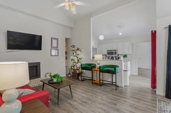 $159,000 | 8119 Summa Avenue, Unit C, Baton Rouge, LA 70809