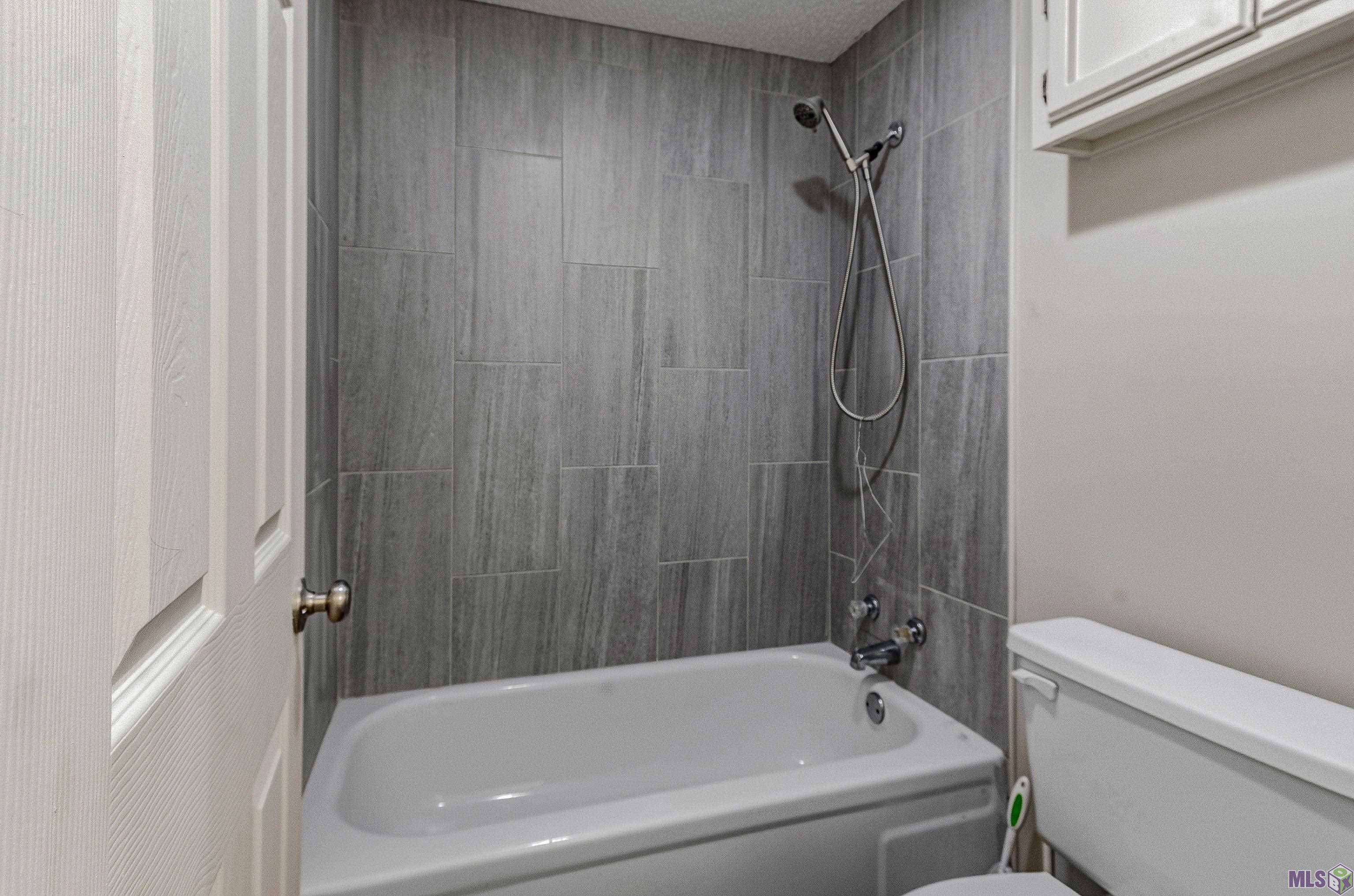 8119 Summa Avenue, Unit C Baton Rouge, LA 70809 - Photo 7 of 13