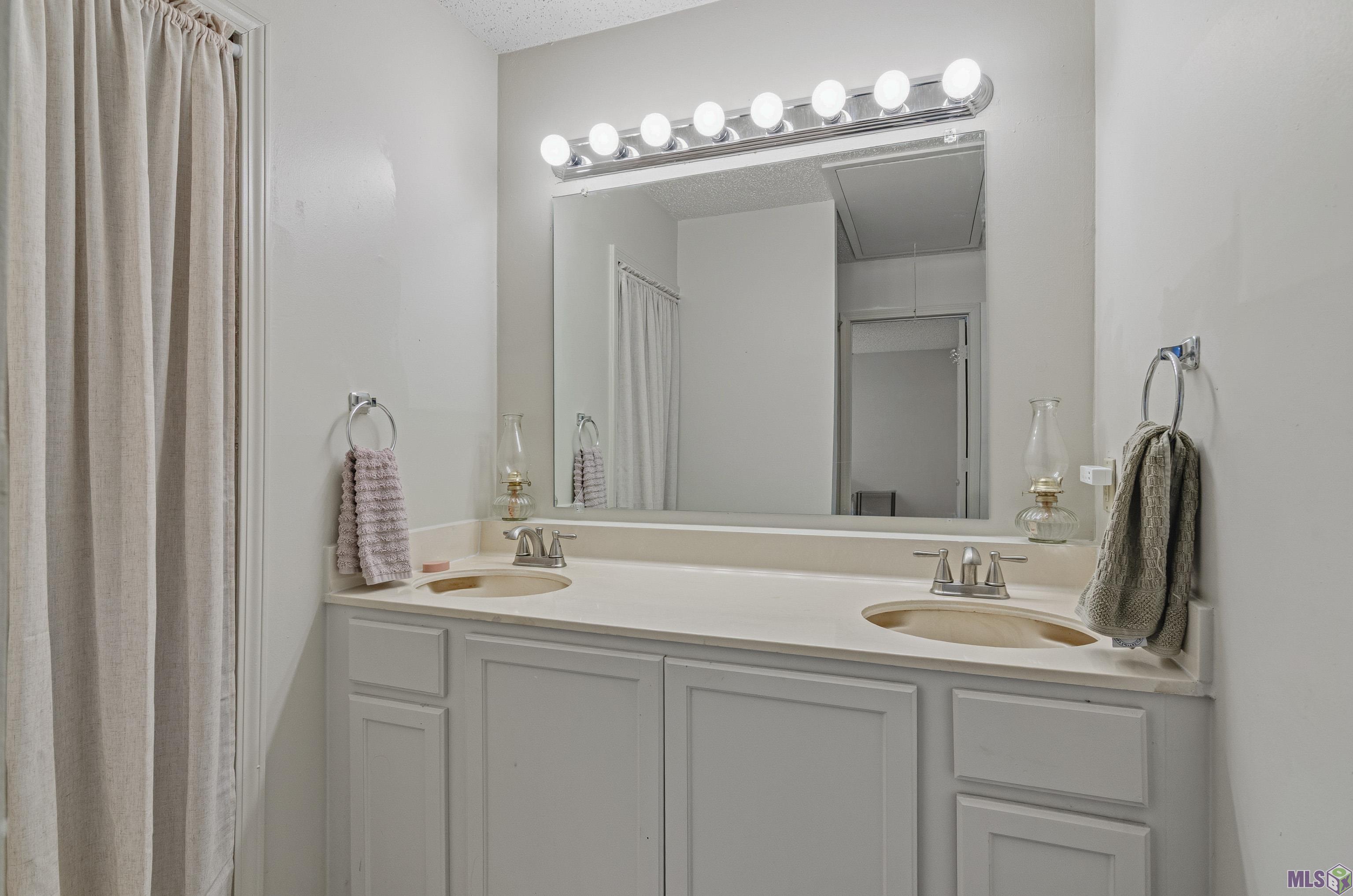 8119 Summa Avenue, Unit C Baton Rouge, LA 70809 - Photo 8 of 13