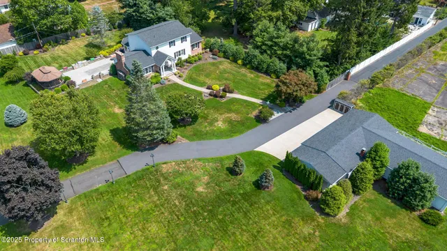 $749,000 | 321 North Abington Road, Clarks Green, PA 18411