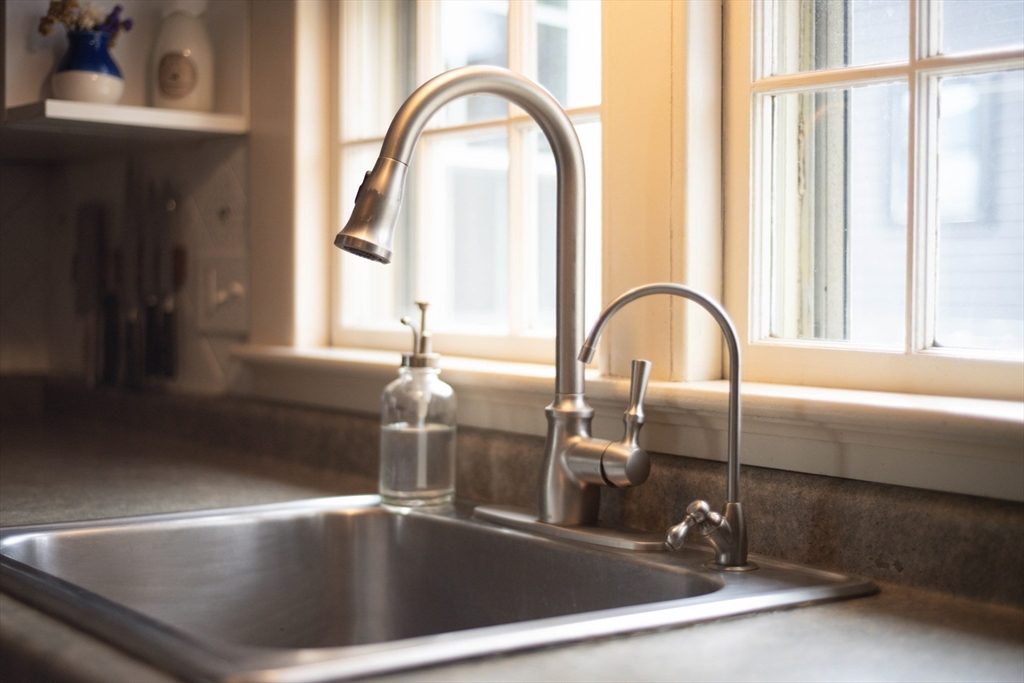 21 Briggs Street, Unit 2 Salem, MA 01970 - Photo 23 of 42