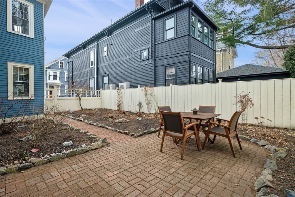 21 Briggs Street, Unit 2 Salem, MA 01970 - Photo 38 of 42