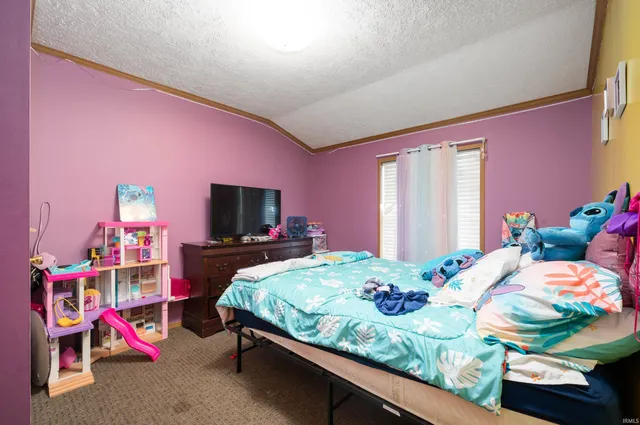 $220,000 | 4369 Highway 26, Hartford City, IN 47348