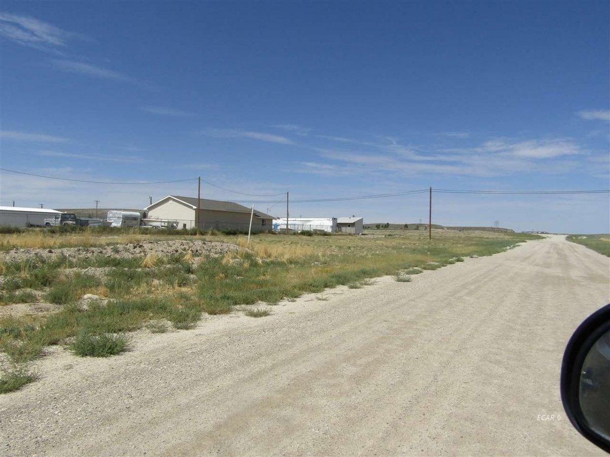 26 7th Street Wells, NV 89835 - Photo 2 of 6
