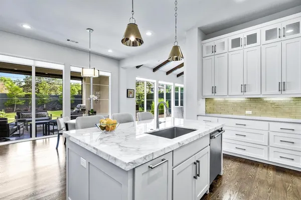 $15,000 | 6523 Northwood Road, Dallas, TX 75225