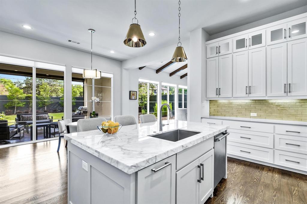 6523 Northwood Road Dallas, TX 75225 - Photo 12 of 25