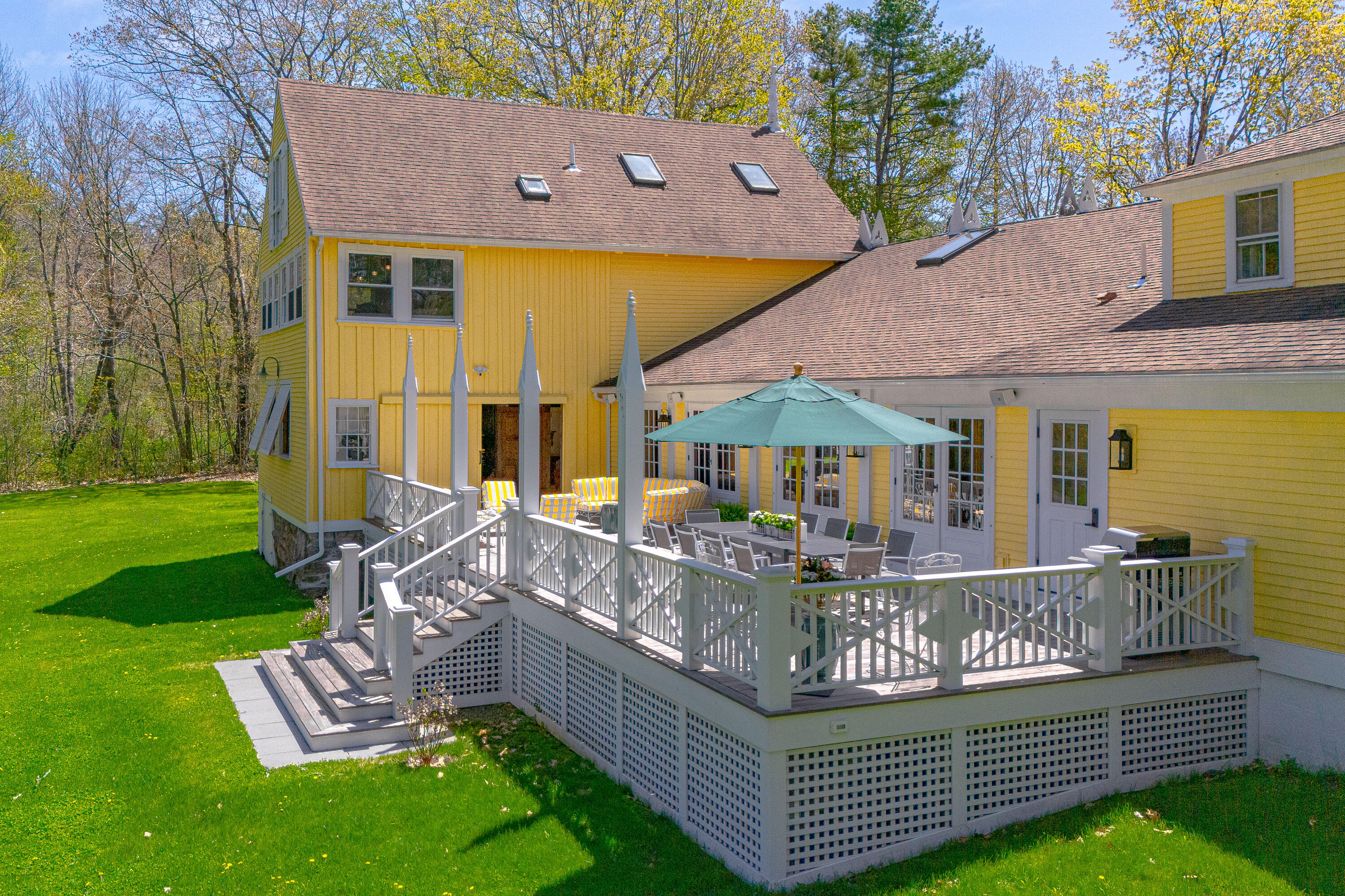 104 Summer Street Kennebunk, ME 04043 - Photo 4 of 49 4