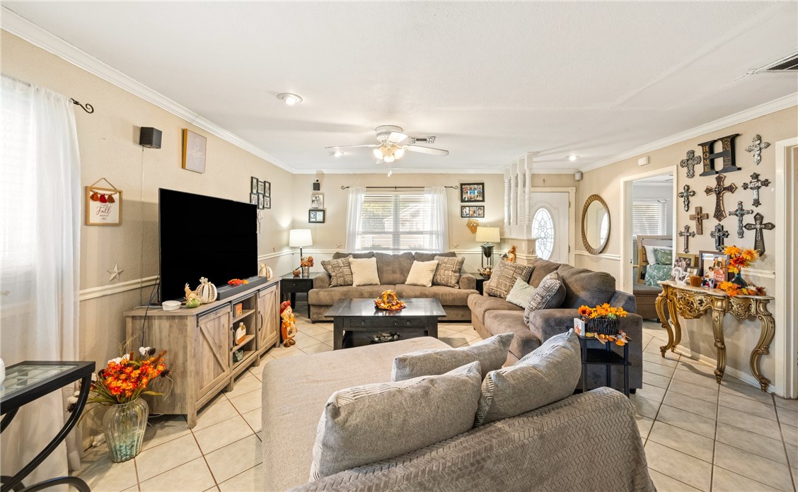 7249 Wooldridge Road Corpus Christi, TX 78414 - Photo 4 of 24