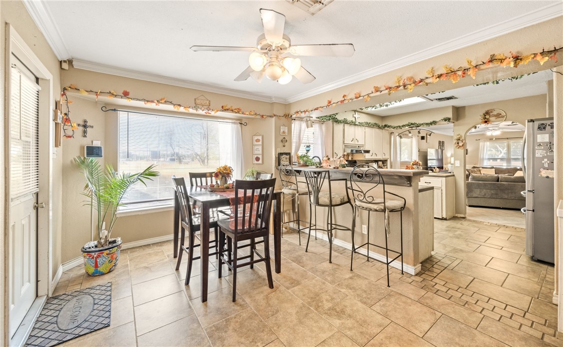 7249 Wooldridge Road Corpus Christi, TX 78414 - Photo 9 of 24