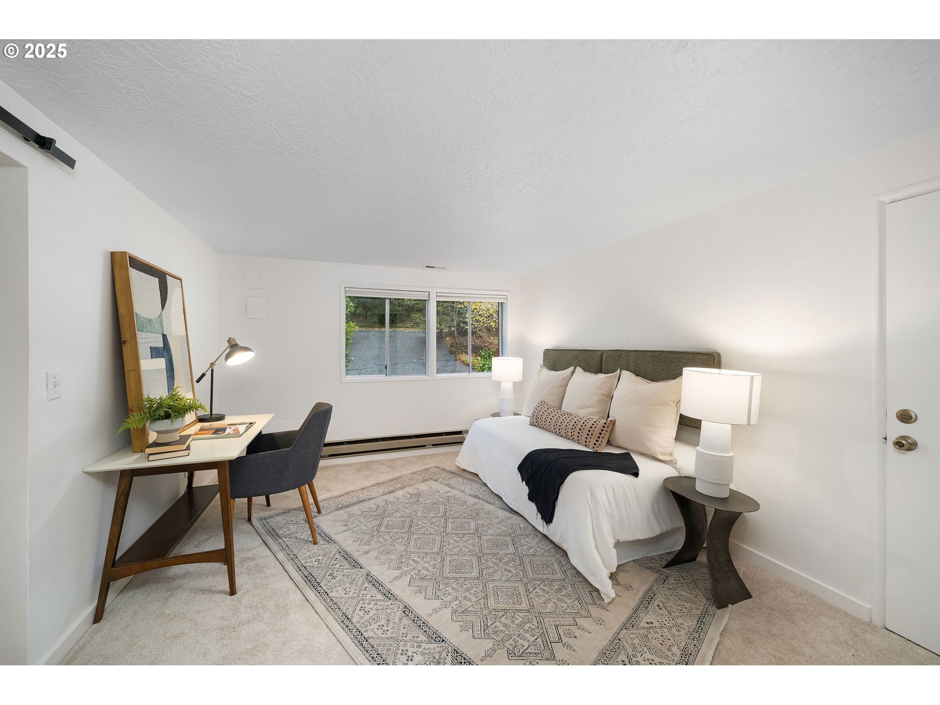 2818 Southwest Mitchell Court Portland, OR 97239 - Photo 21 of 37 Gallery Image 21