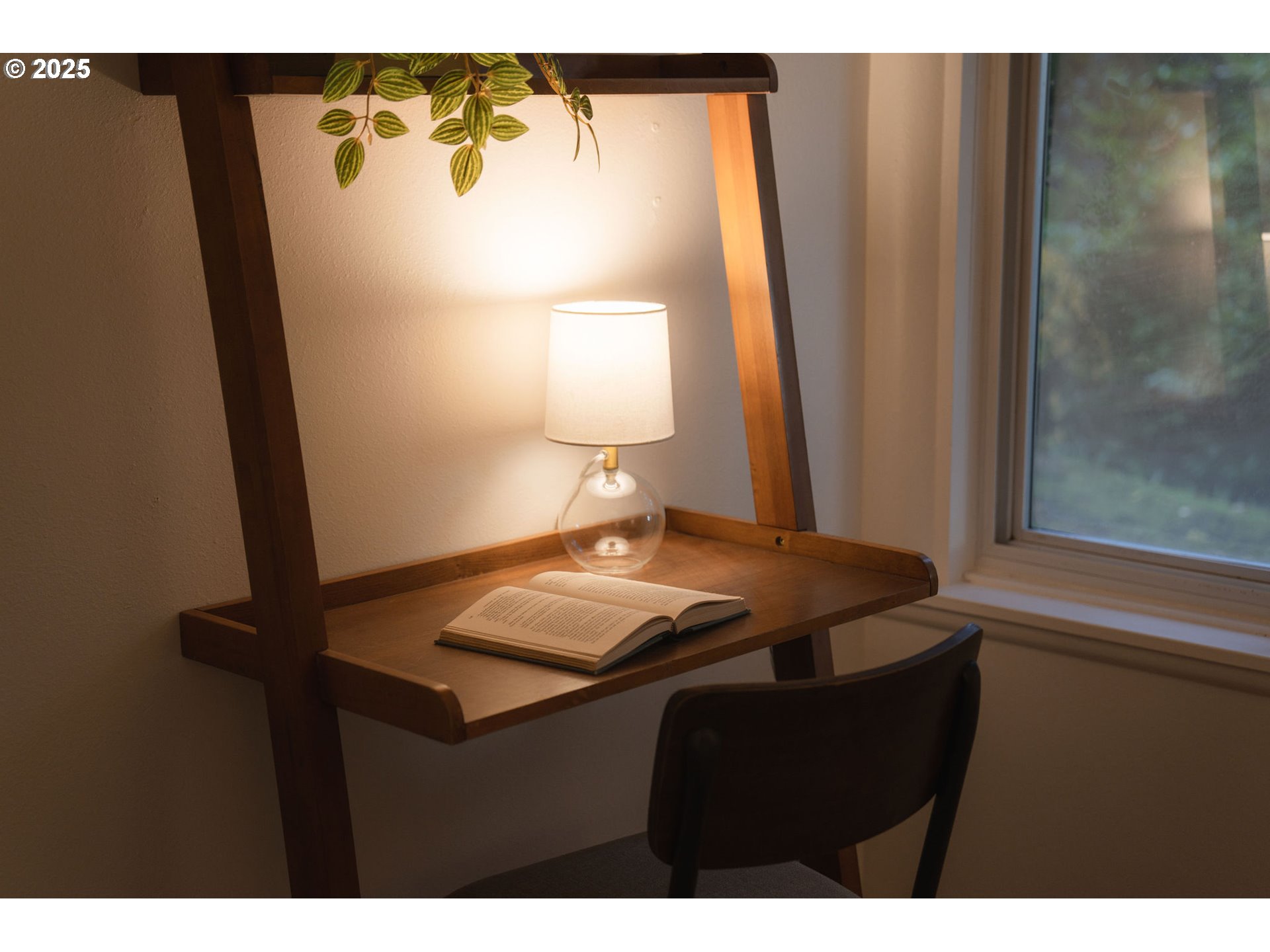 2818 Southwest Mitchell Court Portland, OR 97239 - Photo 27 of 37 Gallery Image 27