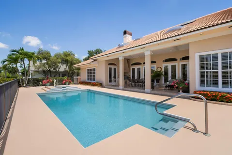 $1,950,000 | 83 Sandbourne Lane, Palm Beach Gardens, FL 33418