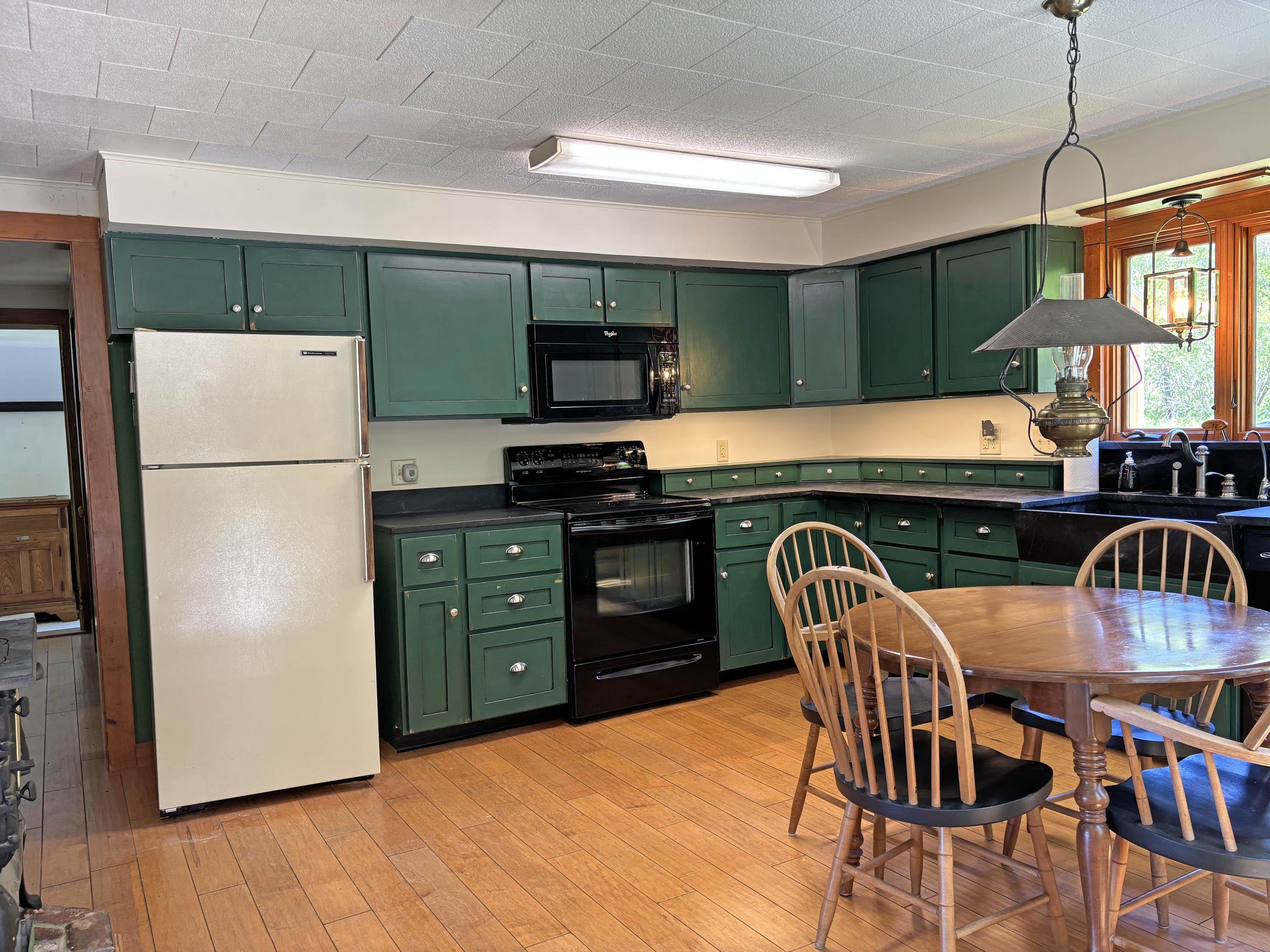 255 Fitts Road Wardsboro, VT 05355 - Photo 20 of 30