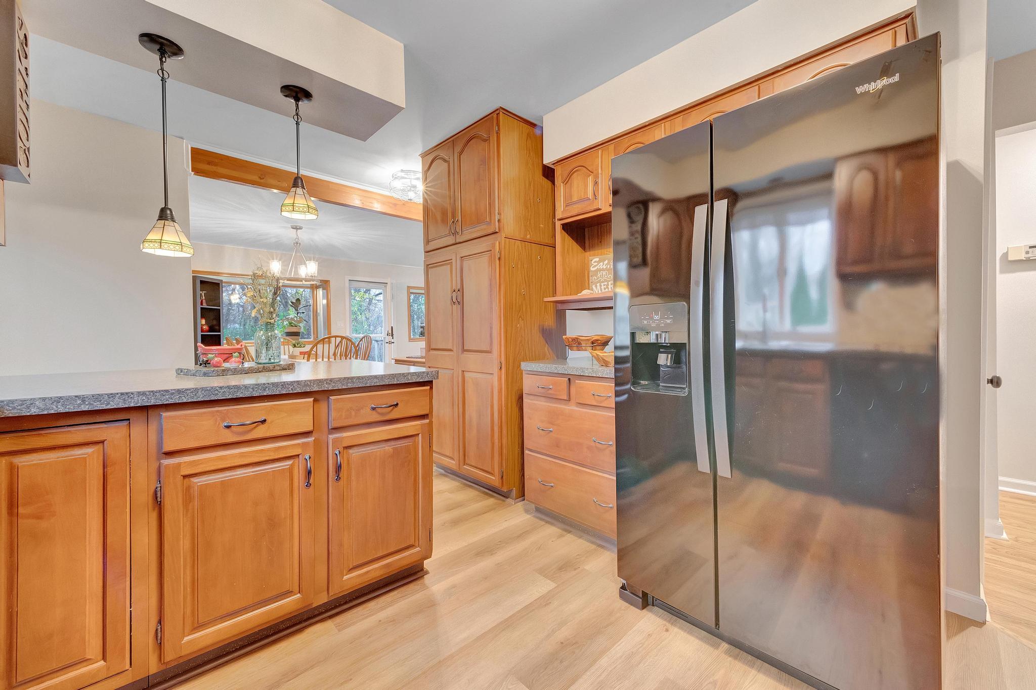 10270 Wayne Road Livonia, MI 48150 - Photo 11 of 50 kitchen 2