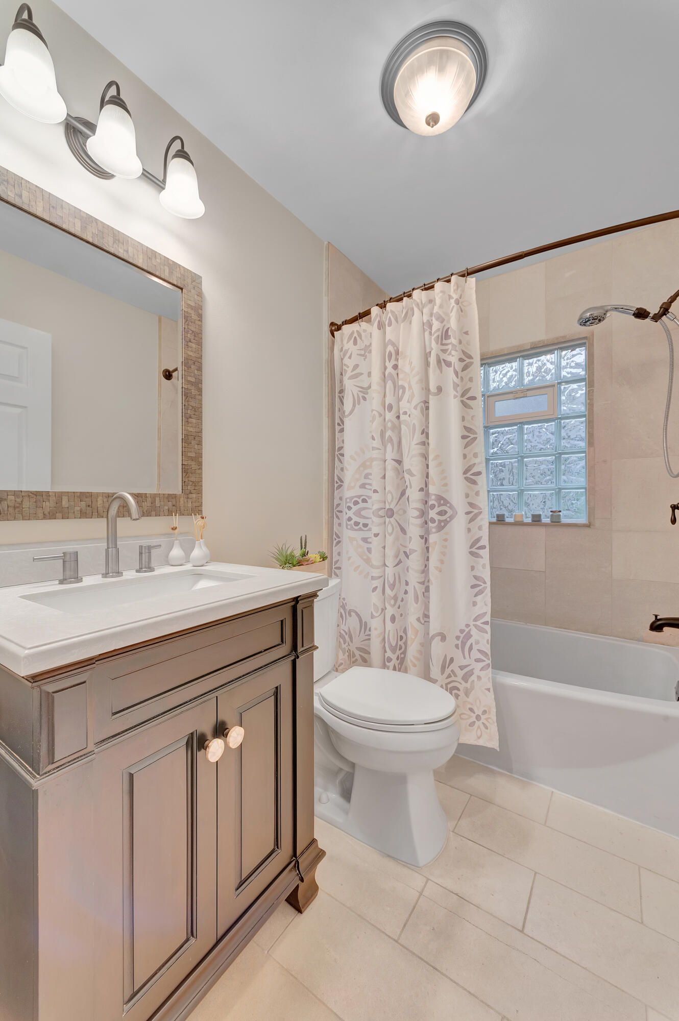 10270 Wayne Road Livonia, MI 48150 - Photo 24 of 50 main floor bathroom