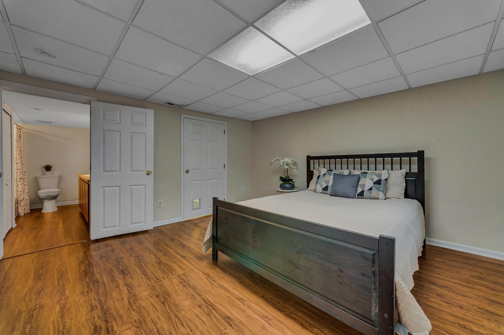 10270 Wayne Road Livonia, MI 48150 - Photo 29 of 50 largebasement bedroom 3
