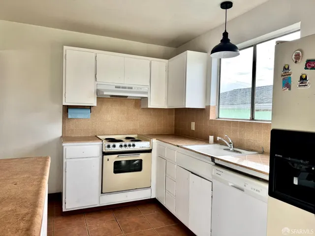 $998,000 | 1219 Skyline Drive, Daly City, CA 94015