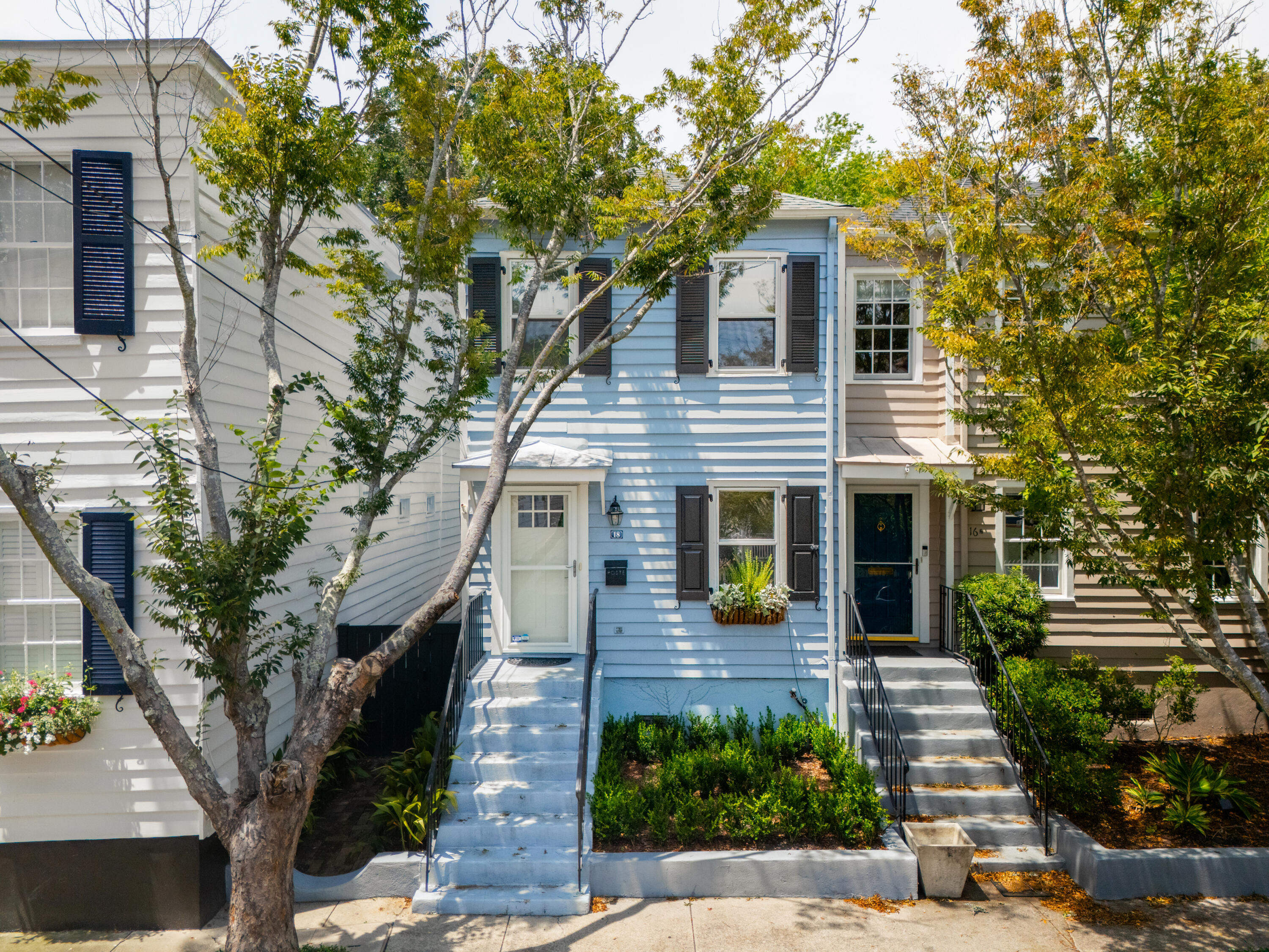 18 Short Street Charleston, SC 29401 - Photo 1 of 47 18ShortSt-KeenEyeMarketing-001