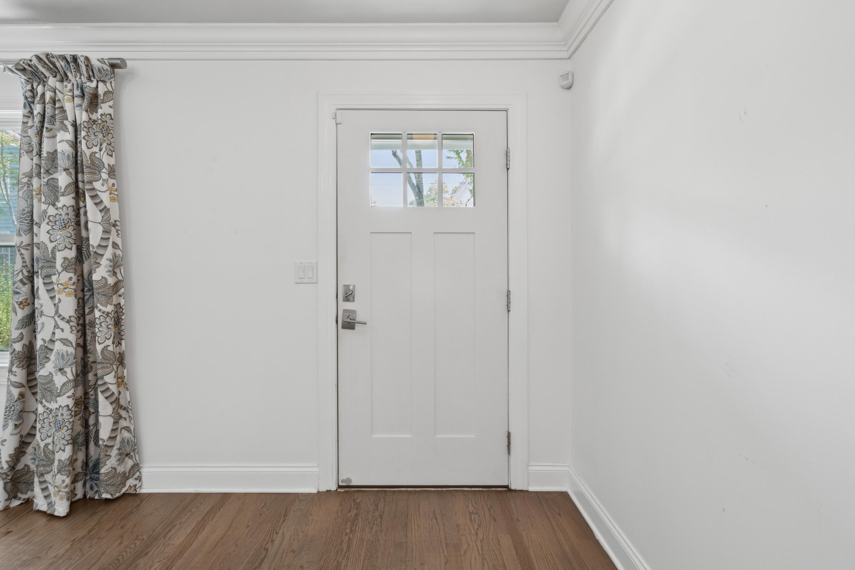 18 Short Street Charleston, SC 29401 - Photo 12 of 47 18ShortSt-KeenEyeMarketing-008