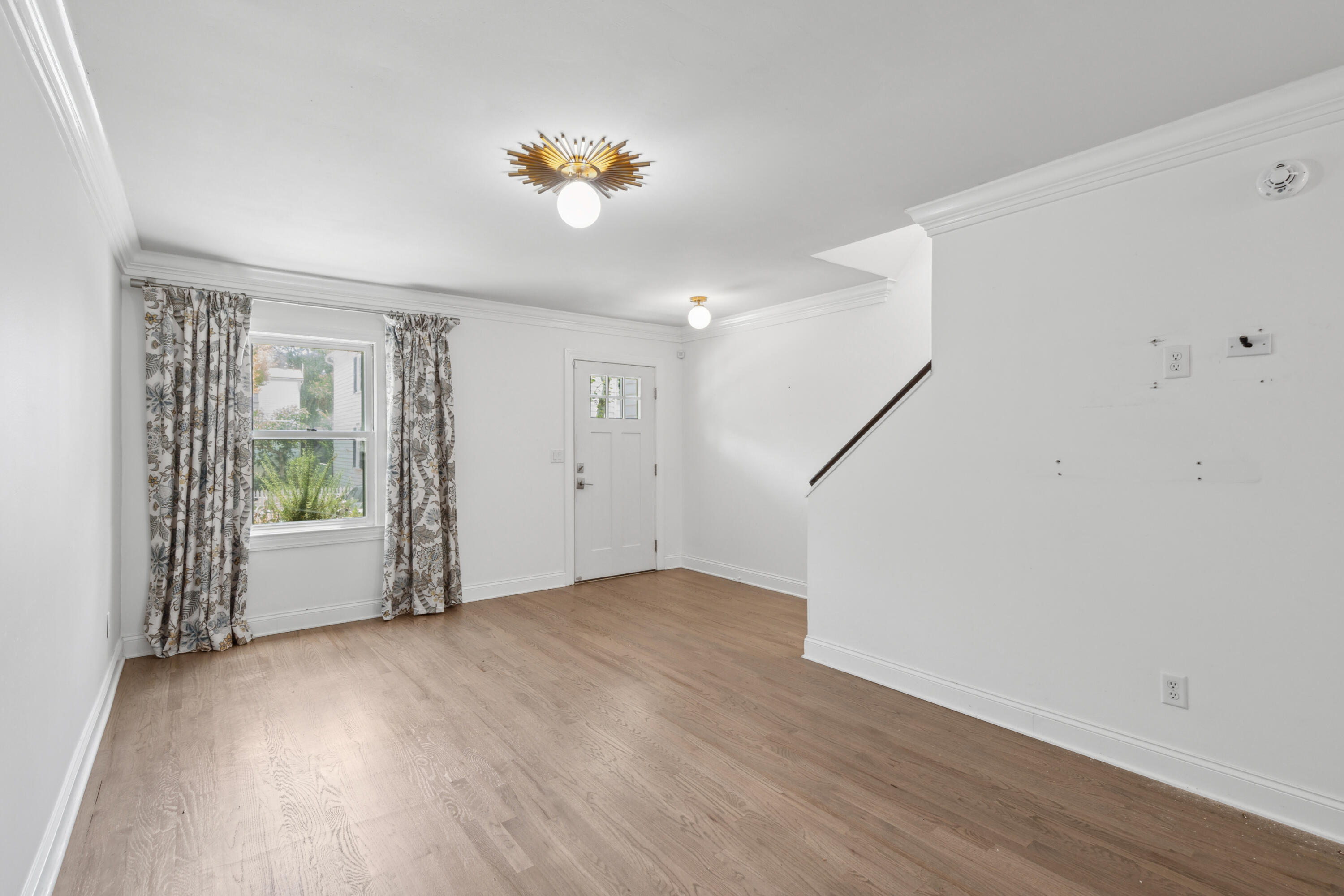 18 Short Street Charleston, SC 29401 - Photo 14 of 47 18ShortSt-KeenEyeMarketing-010