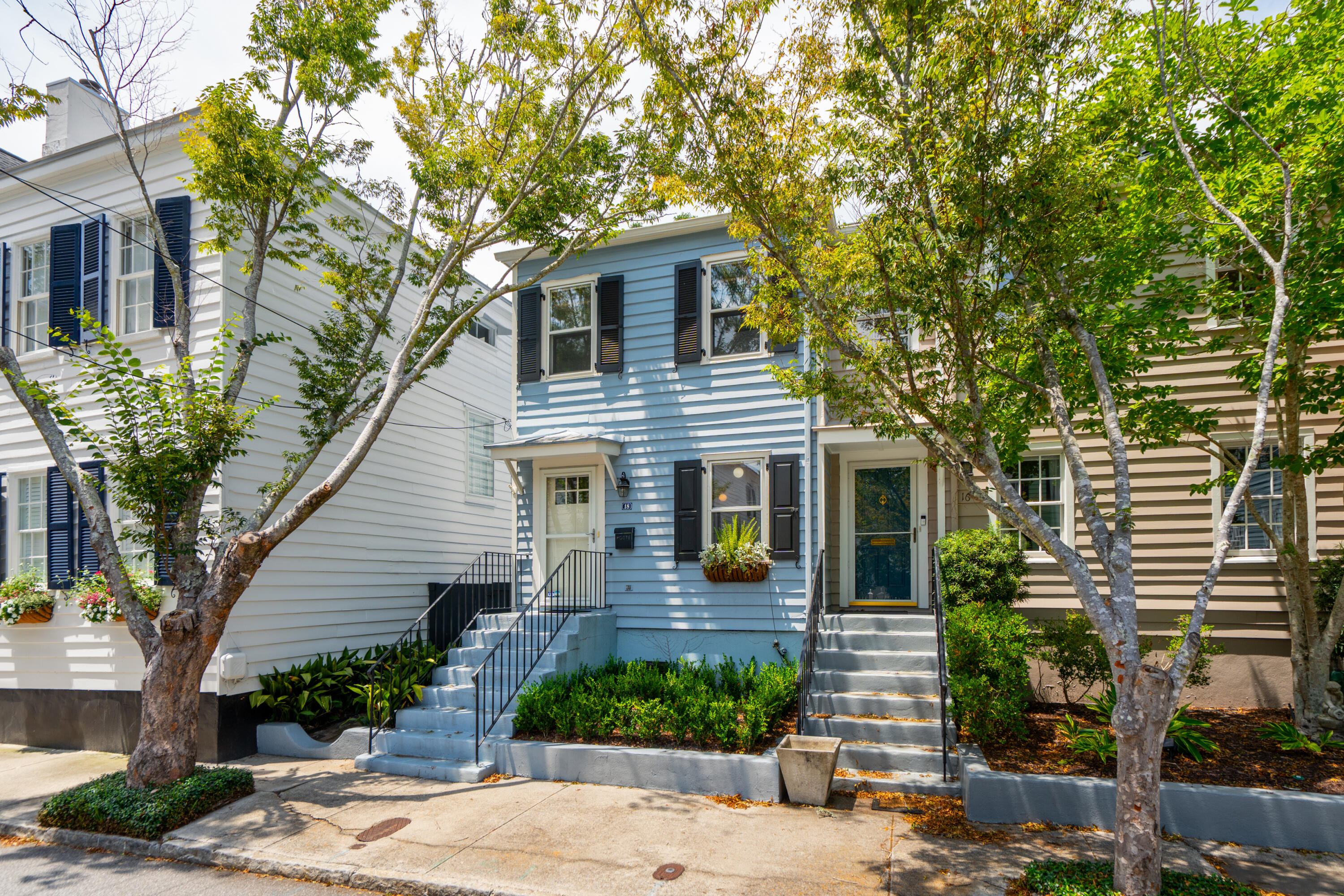 18 Short Street Charleston, SC 29401 - Photo 2 of 47 18ShortSt-KeenEyeMarketing-002