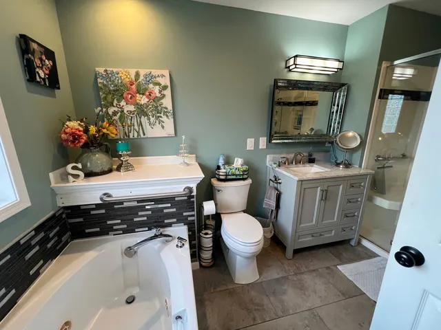 $404,875 | 2499 Crestwood Drive, Adrian, MI 49221