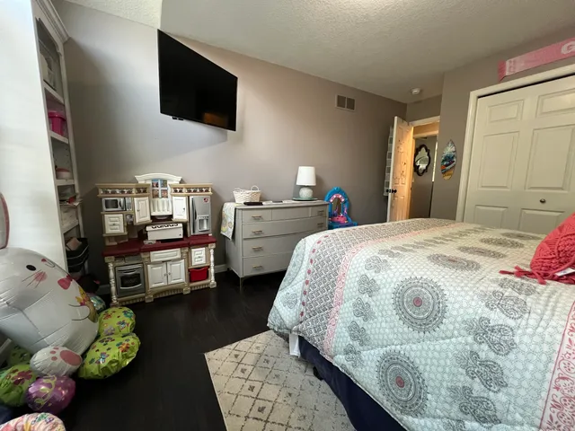 $404,875 | 2499 Crestwood Drive, Adrian, MI 49221